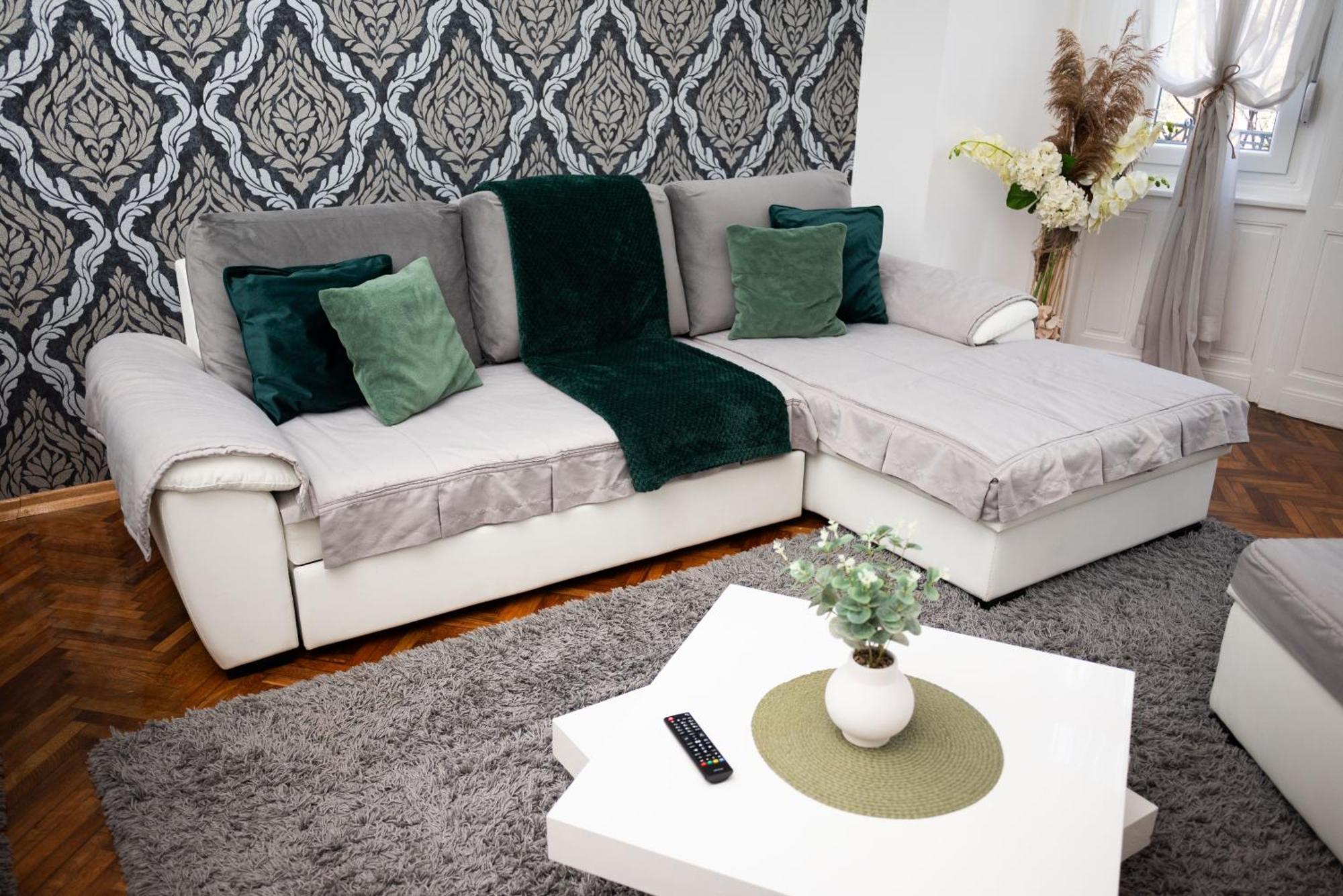 Apartment Primula سوبوتيتْسا المظهر الخارجي الصورة